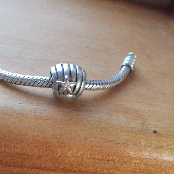 Pandora Retired Sea Shell 14k Gold Two Toned Charm - Picture 3 of 7